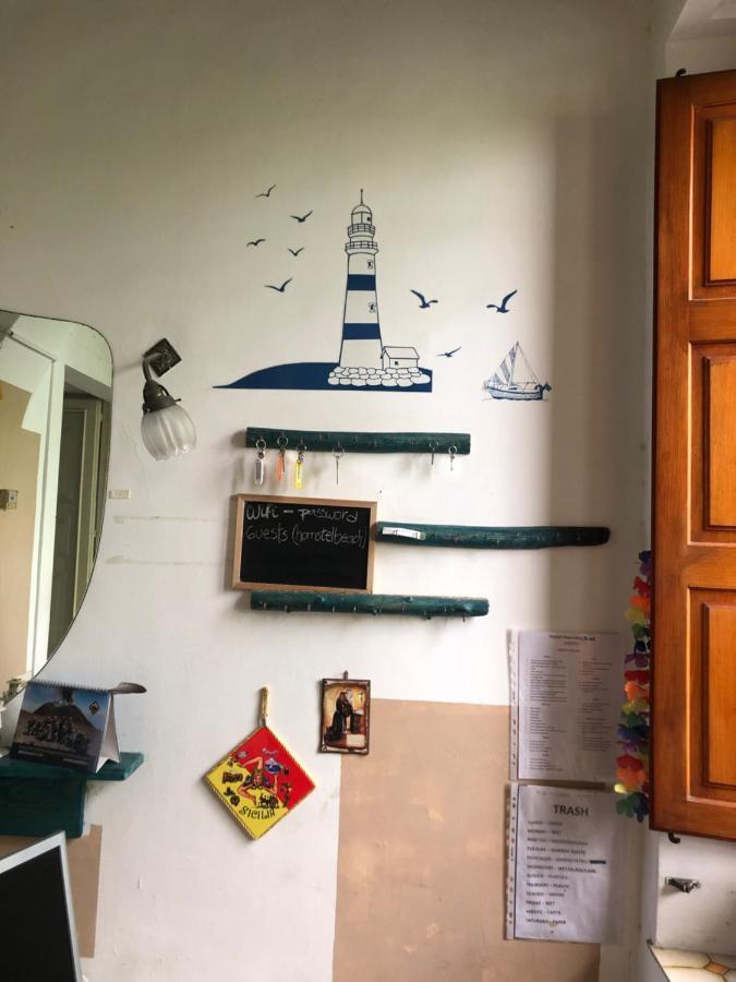 Hostel Beach House Giardini Naxos Εξωτερικό φωτογραφία