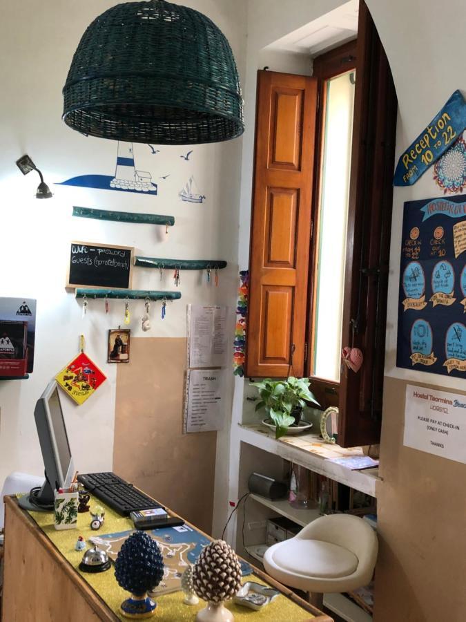 Hostel Beach House Giardini Naxos Εξωτερικό φωτογραφία